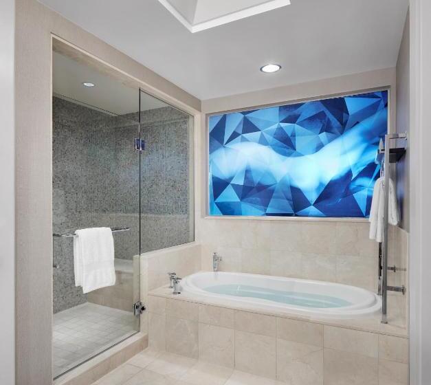 סטודיו סטנדרטי מיטת קווין, The Cosmopolitan Of Las Vegas