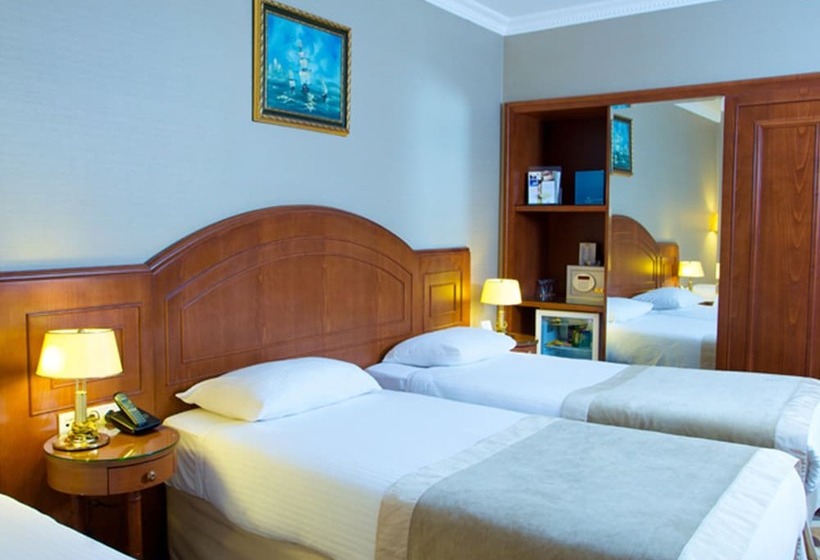 スタンダードトリプルルーム, Tilia