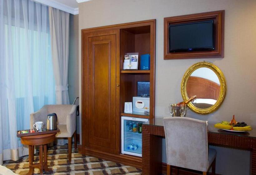 スタンダードルーム, Tilia