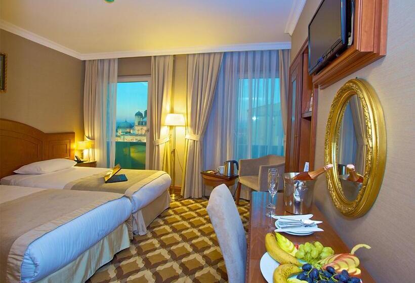 エコノミールーム, Tilia