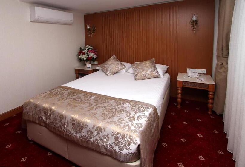 デラックススイート, Tilia