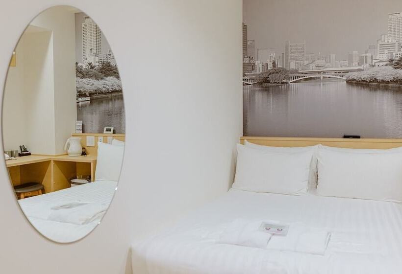Номер Superior, Travelodge Honmachi Osaka