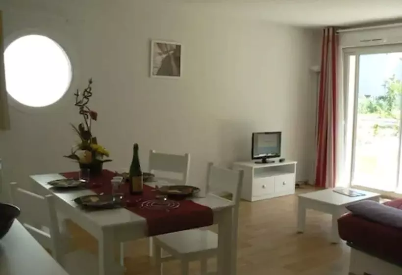 テラスつきの２ベッドルームアパートメント, Vacancéole   Ker Goh Lenn   Vannes / Morbihan