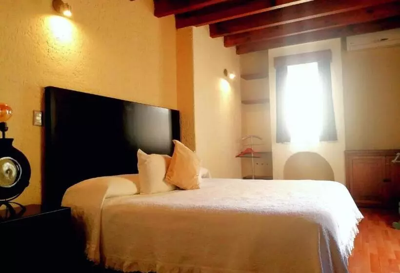 Juniorsviitti Parveke, Mesón De La Merced Hotel Boutique Patio & Spa