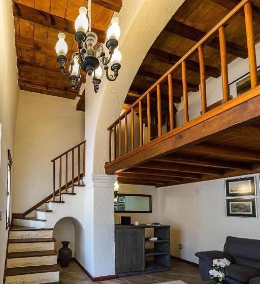 سوئیت با بالکن, Mesón De La Merced Hotel Boutique Patio & Spa