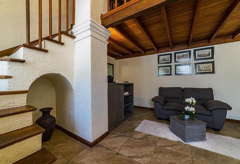 سوئیت با بالکن, Mesón De La Merced Hotel Boutique Patio & Spa