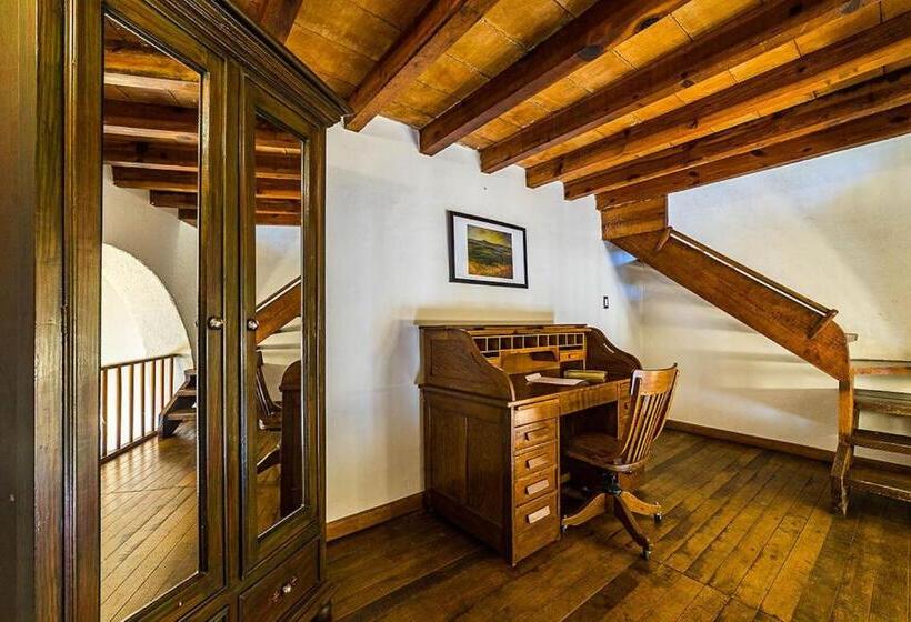 سوئیت با بالکن, Mesón De La Merced Hotel Boutique Patio & Spa