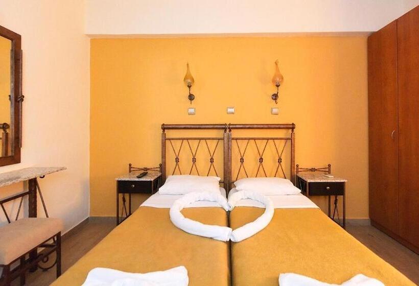 スタンダードルーム, Paris Hotel