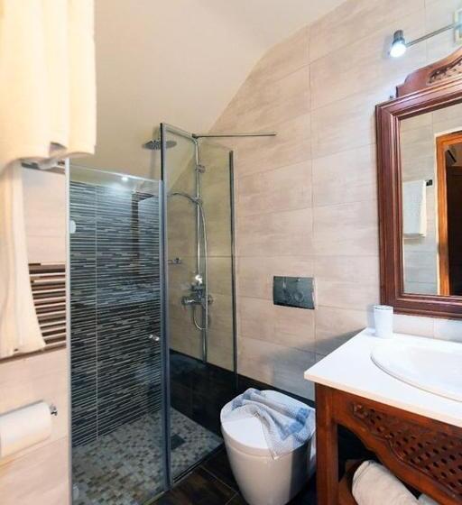 Студия Стандарт, Paris Hotel