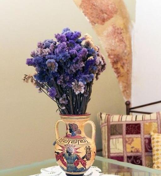 スタンダードスタジオ, Paris Hotel