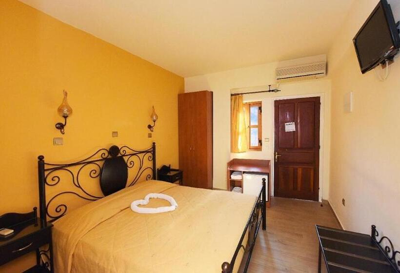 スタンダードルーム, Paris Hotel