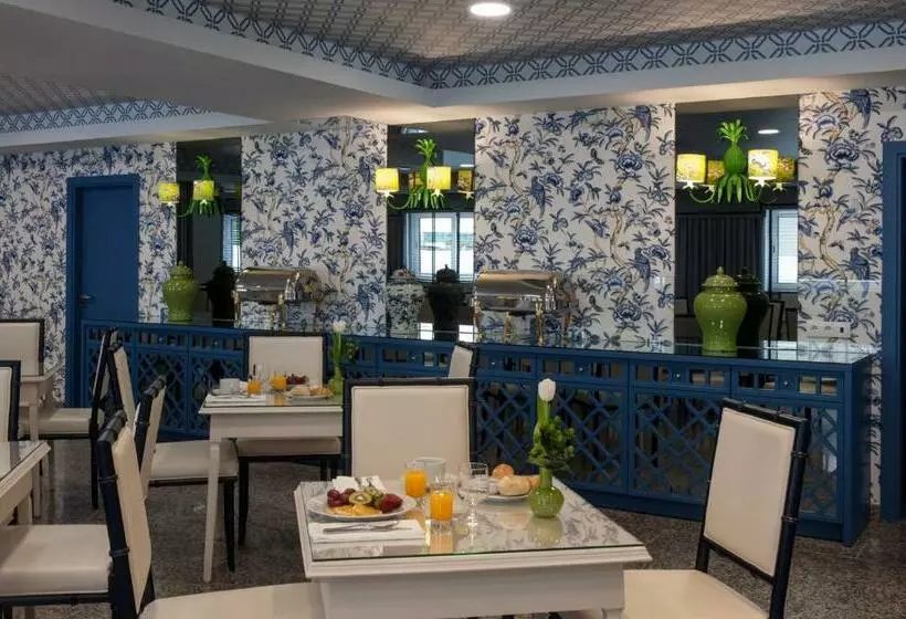 اتاق استاندارد سه نفره, Coração De Fatima Boutique