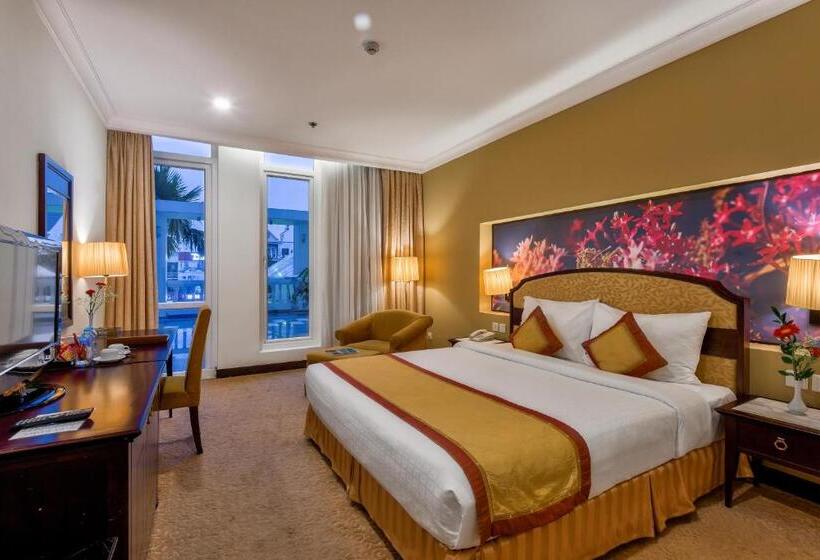 اتاق لوکس با چشم‌انداز شهر, La Sapinette Hotel Dalat