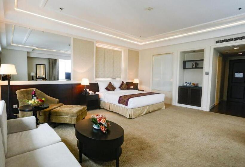 سوییت اجرایی, La Sapinette Hotel Dalat