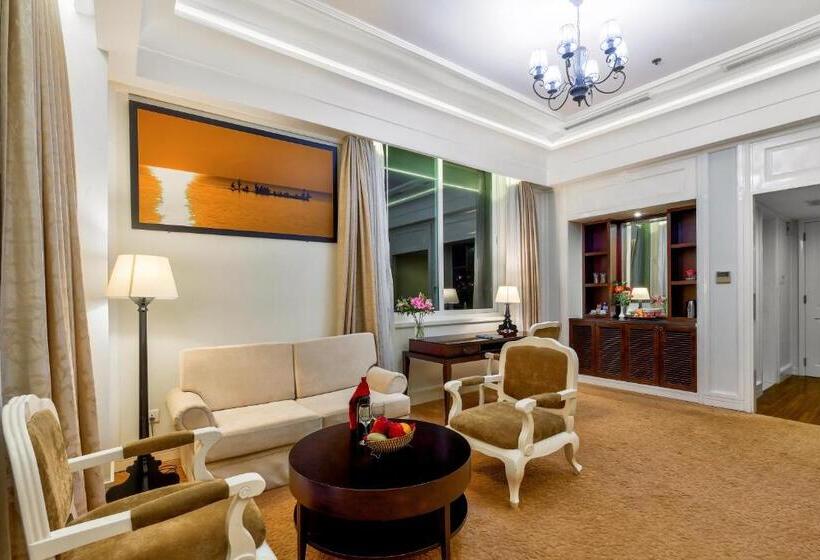 سوییت اجرایی, La Sapinette Hotel Dalat