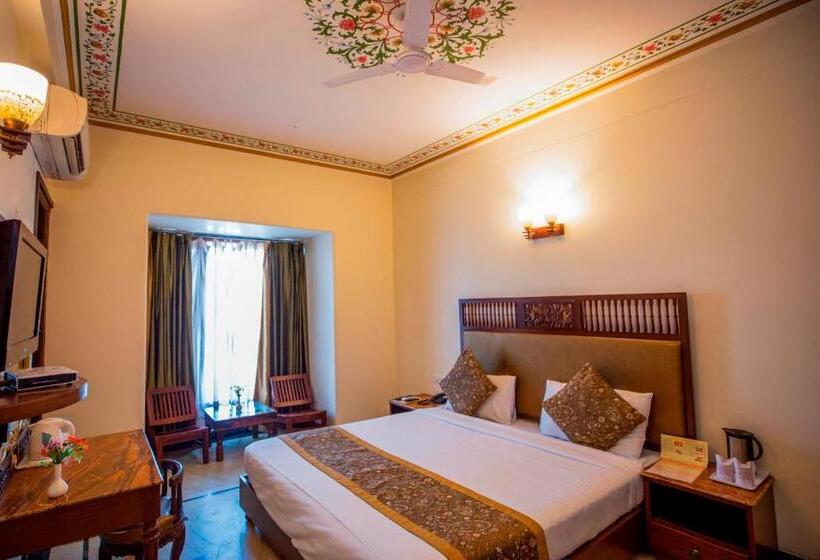 غرفة ديلوكس, Nahargarh Haveli