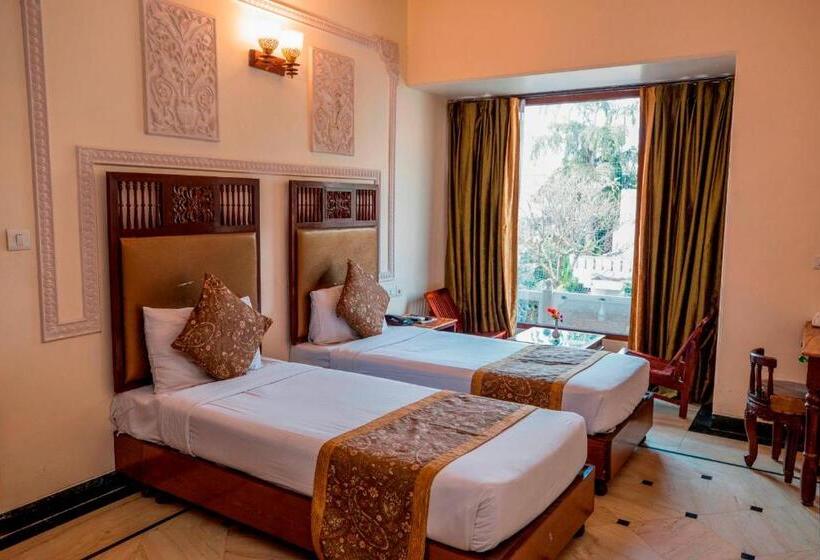 Номер Deluxe, Nahargarh Haveli