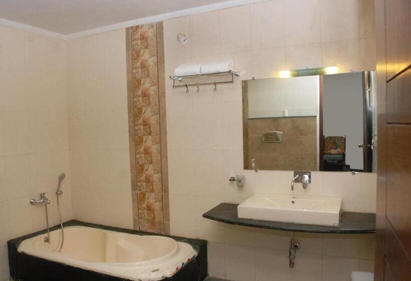 جناح ملكى, Nahargarh Haveli