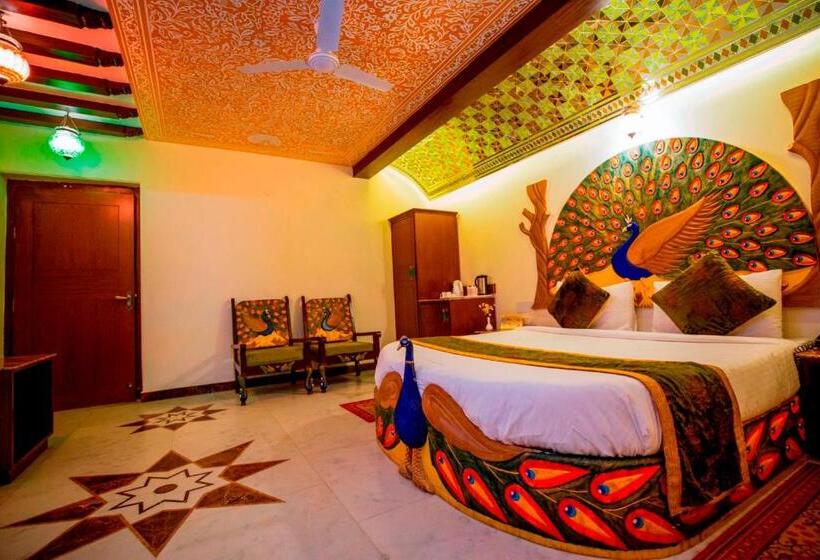 Королевский Люкс, Nahargarh Haveli