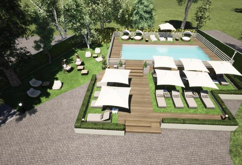 اتاق پرمیوم, Occidental Aurelia