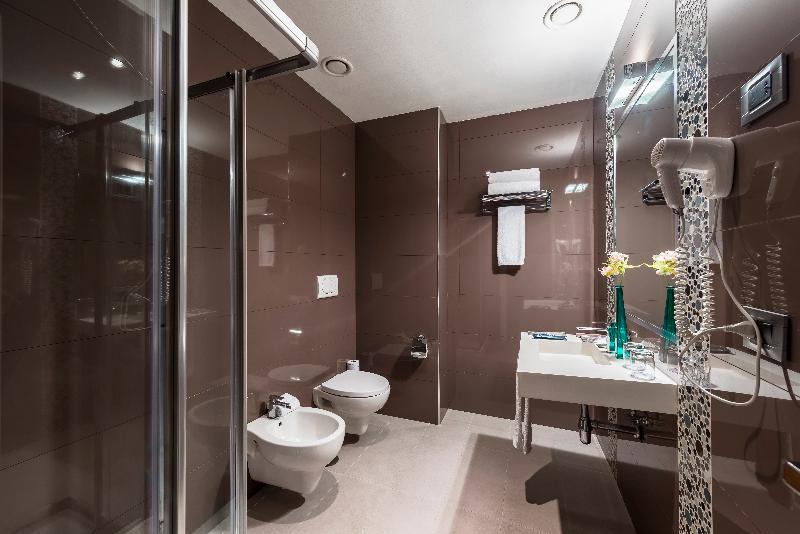 اتاق سوپریور, Occidental Aurelia