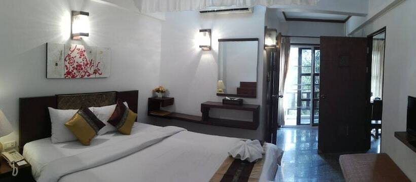 Семейный Номер, Rainforest Chiangmai