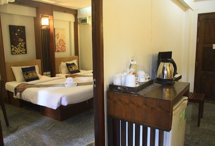 Семейный Номер, Rainforest Chiangmai