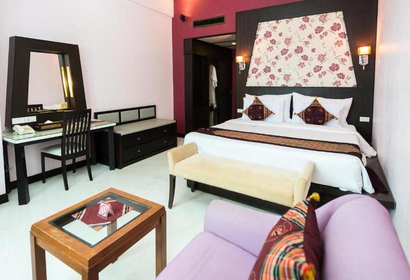 إستوديو ديلوكس, River Kwai