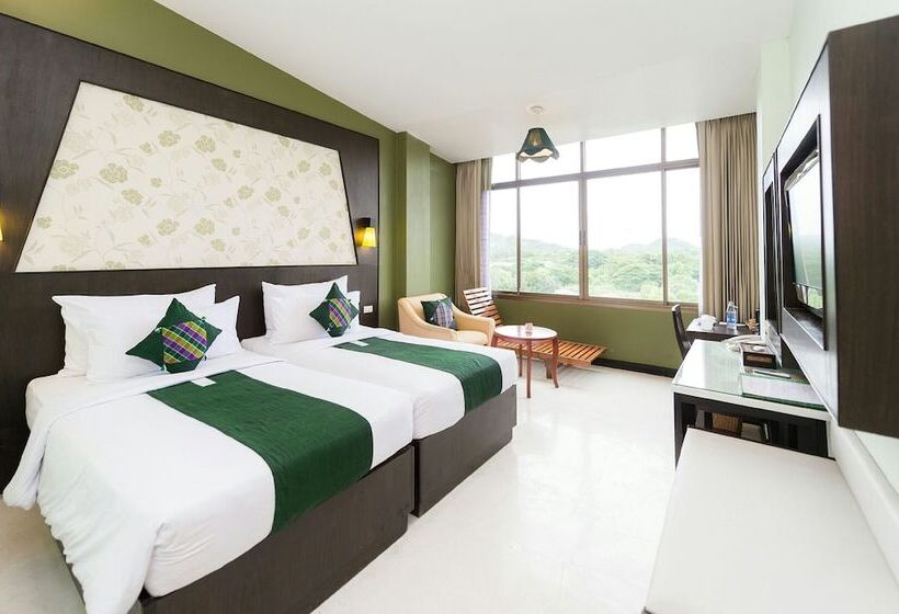 디럭스 스튜디오, River Kwai