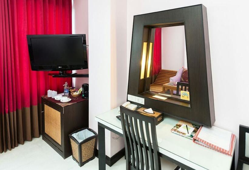 디럭스 스튜디오, River Kwai