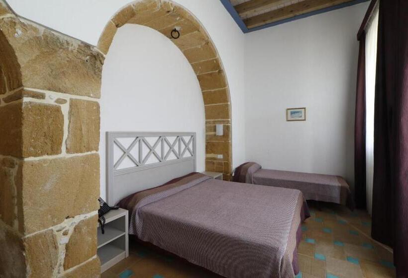 스탠다드 트리플 룸, Villa Fanusa