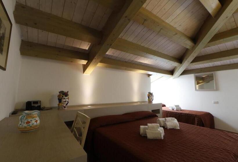 4인용 스탠다드 룸, Villa Fanusa