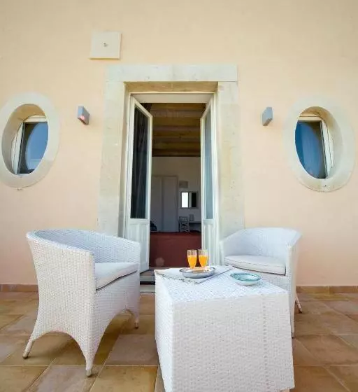Superior Room with Terrace, Villa Fanusa