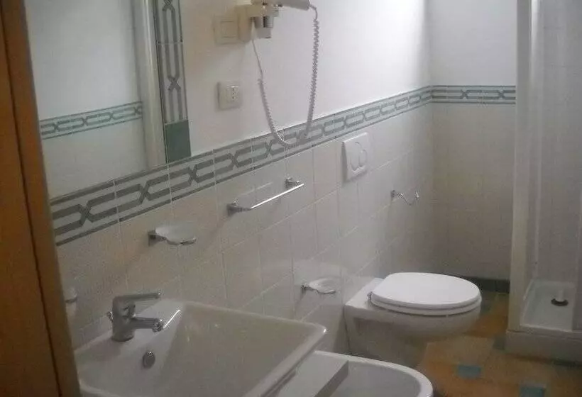 Standard Kolmen Hengen Huone, Villa Fanusa