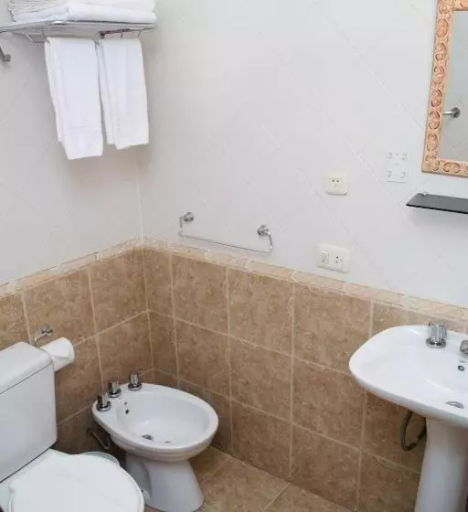 تختخواب در اتاق مشترک, Hostel Inn Calafate
