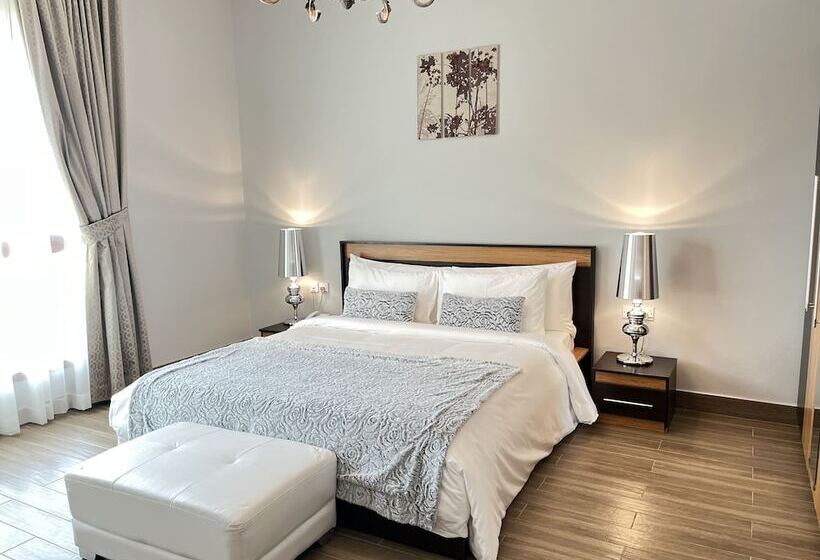 سوییت اجرایی, Al Manzil Hotel Bahrain