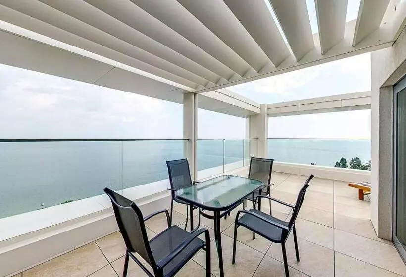 سوییت با چشم‌انداز دریا, Astoria Hotel All Inclusive & Private Beach
