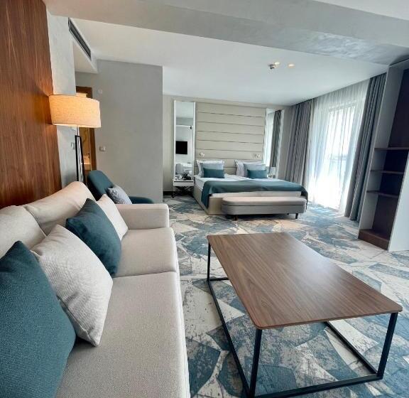 스탠다드 발코니 스튜디오, Astoria Hotel All Inclusive & Private Beach