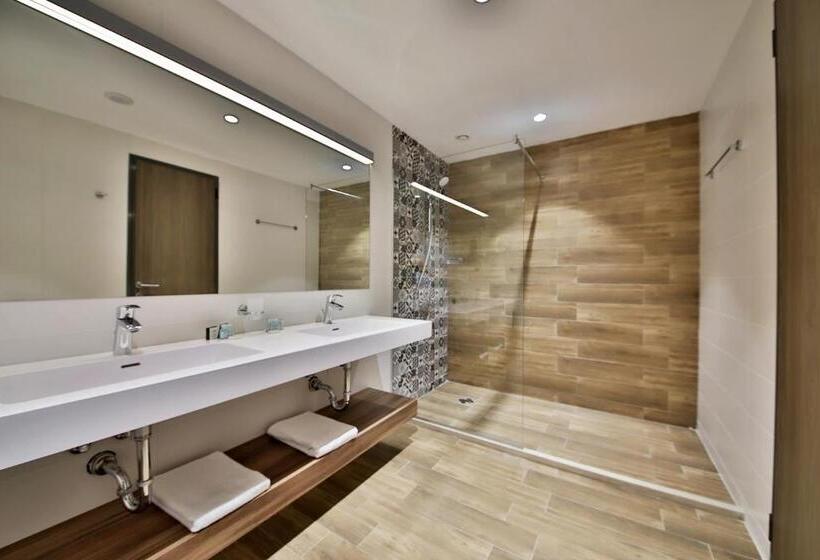 수피리어 룸, Astoria Hotel All Inclusive & Private Beach