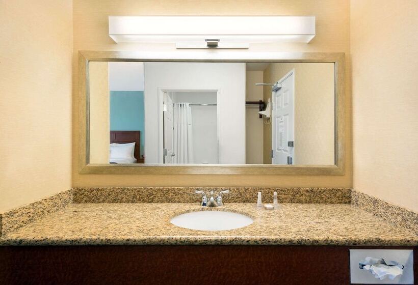 Номер Стандарт 2 Двуспальные Кровати, Baymont By Wyndham Denver International Airport