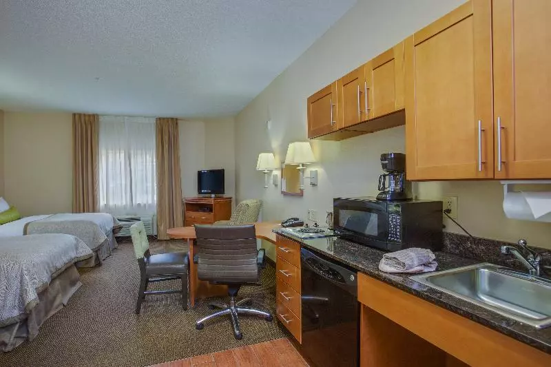スタンダードスタジオ, Candlewood Suites Richmond Airport, An Ihg