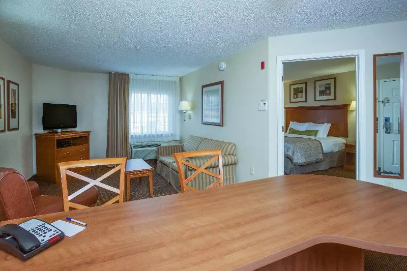 スタンダードスタジオ, Candlewood Suites Richmond Airport, An Ihg