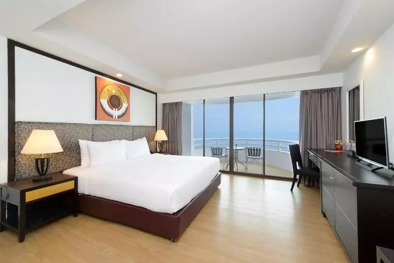 اتاق سوپریور با چشم‌انداز دریا, D Varee Jomtien Beach Pattaya