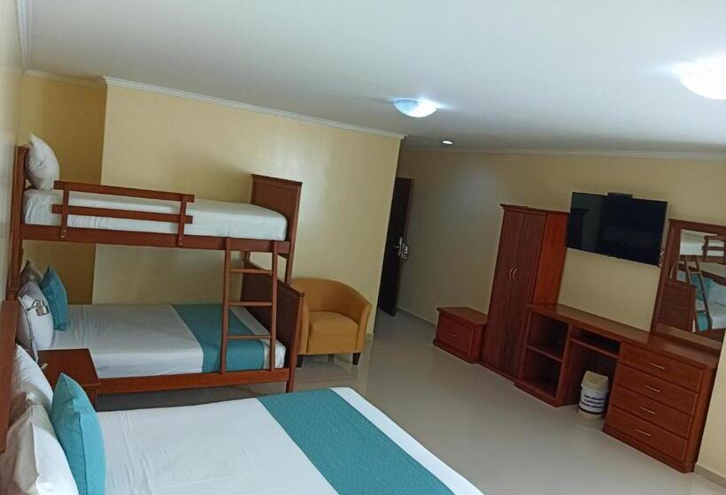 家庭间, El Marques