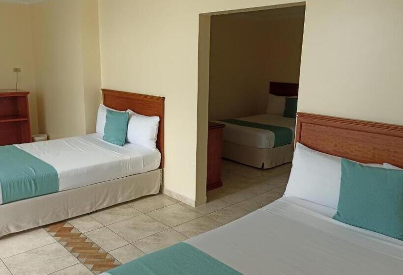 四人标准间, El Marques