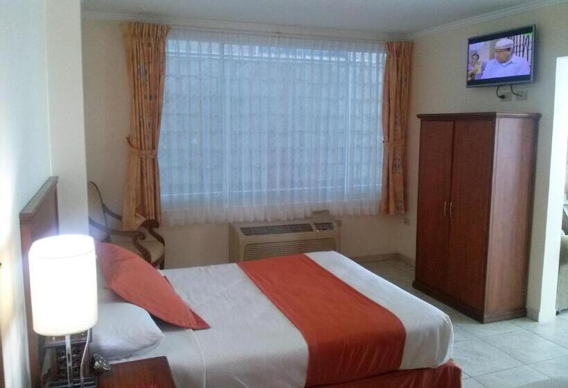 豪华工作室, El Marques