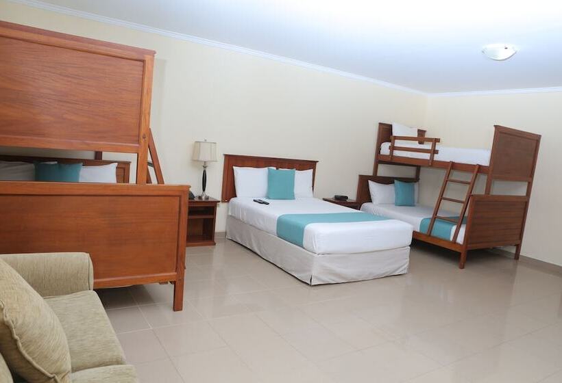 家庭间, El Marques