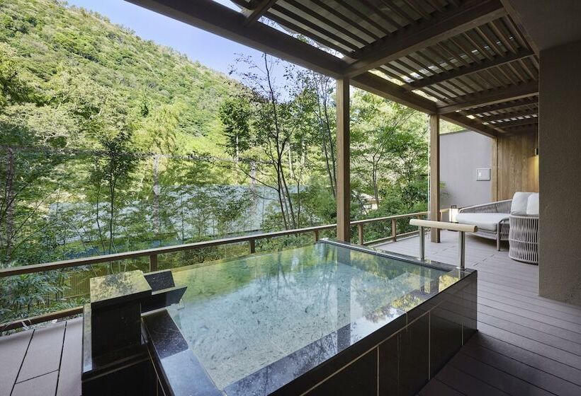 标准间, Hatsuhana