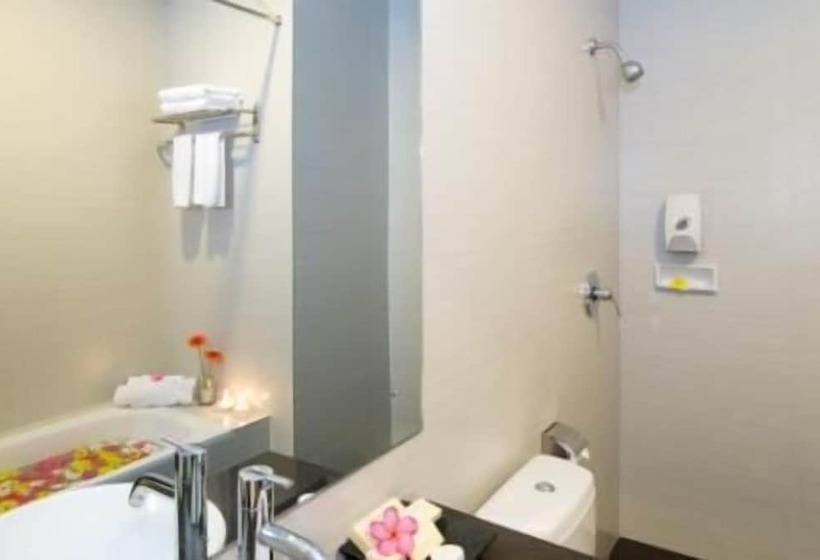 غرفة ديلوكس, Ishine