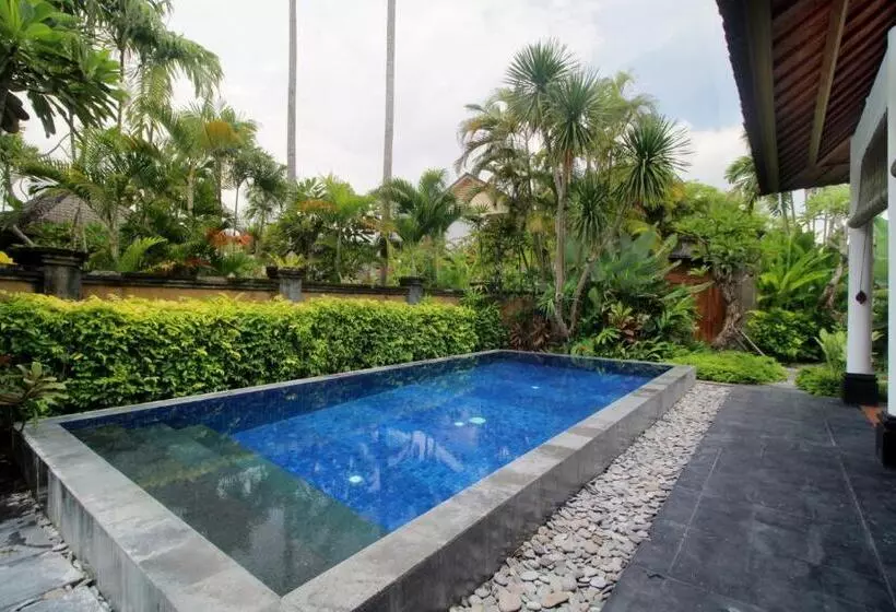 プール付３ベッドルーム　ビラ, Sagara Villas And Suites Sanur By Ahm